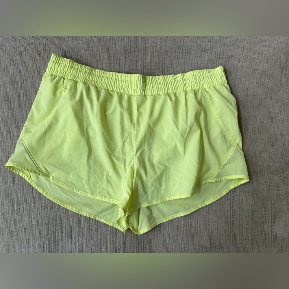 NWOT All In Motion‎ 3” Women’s Run Shorts